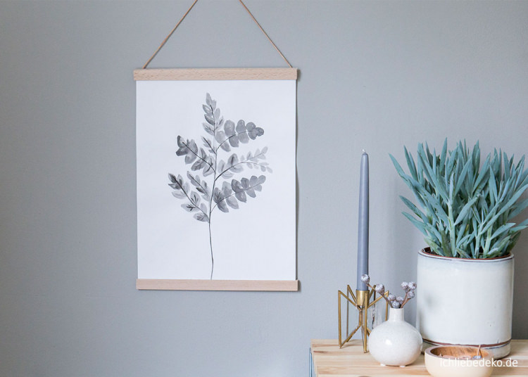 Einfache DIY Posterleiste mit selbstgemaltem Aquarellbild